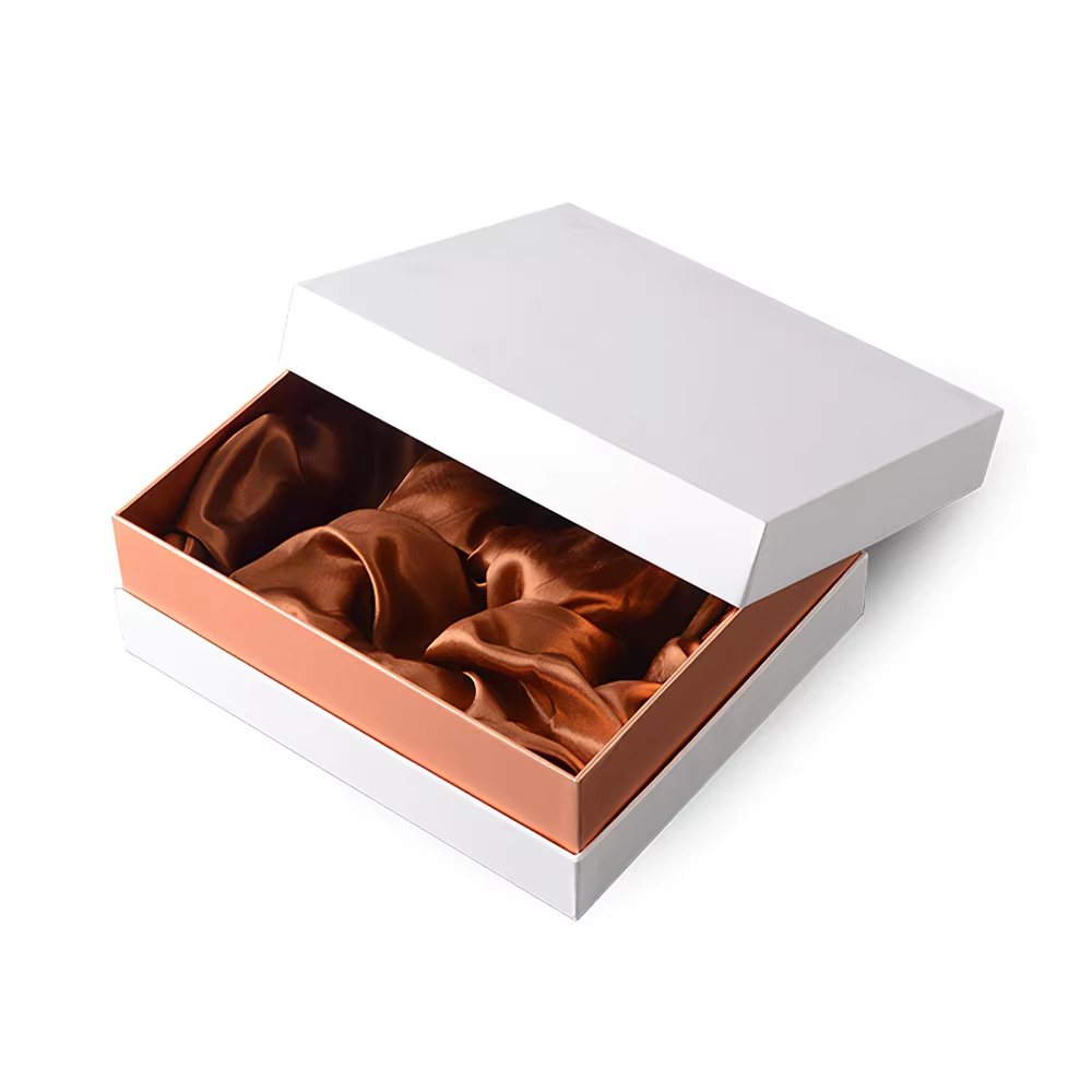 White Hard Paper Packaging